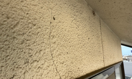 立川市の外壁ひび割れの部分補修と費用相場