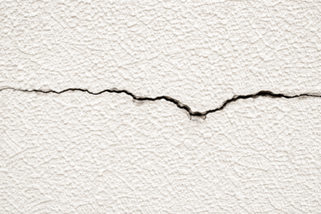 立川市の外壁ひび割れ修理費用と相場ガイド