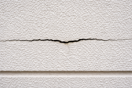 立川市の外壁 縁切れクラック補修の費用と相場を徹底解説