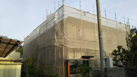 国分寺市の屋根：ウレタン塗料での屋根塗装・屋根塗り替えの費用と相場ガイド